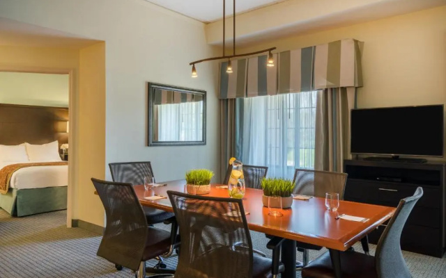 1 Bedroom Executive Suite