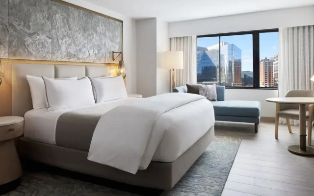Standard room with city view