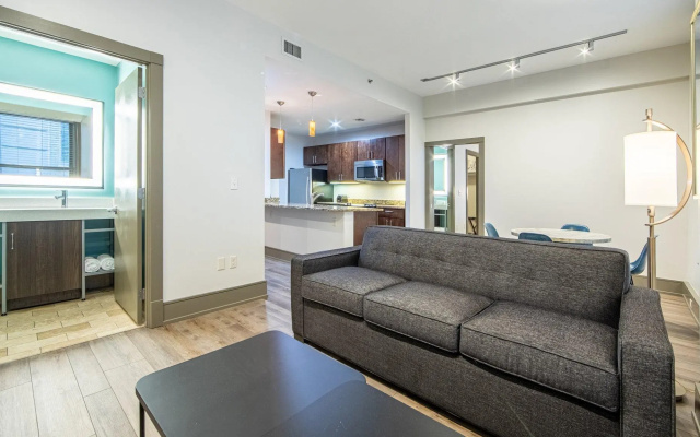 2 Bedrooms Villa