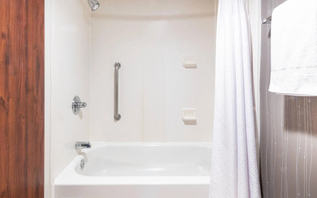 2 Bedrooms Double Suite