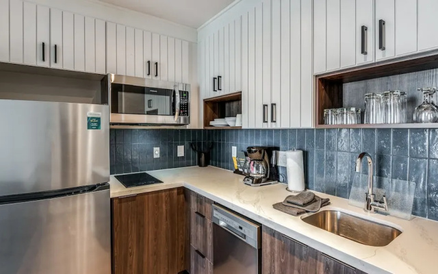 1 Bedroom Suite