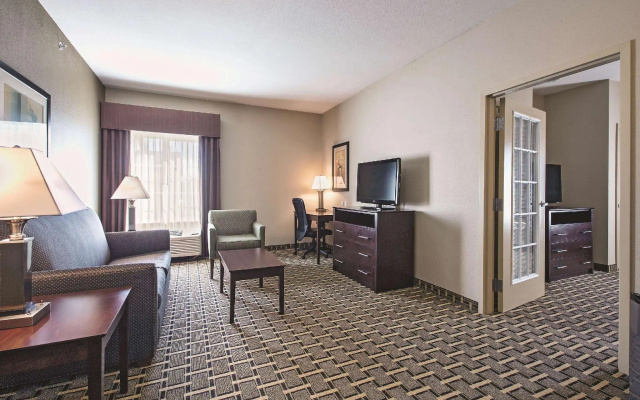 1 Bedroom Double Suite