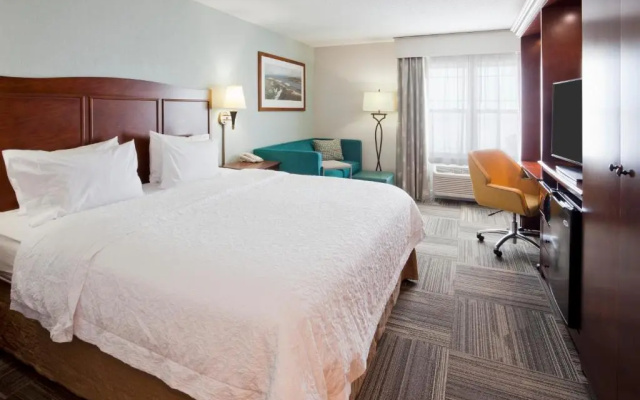 Standard room with city view