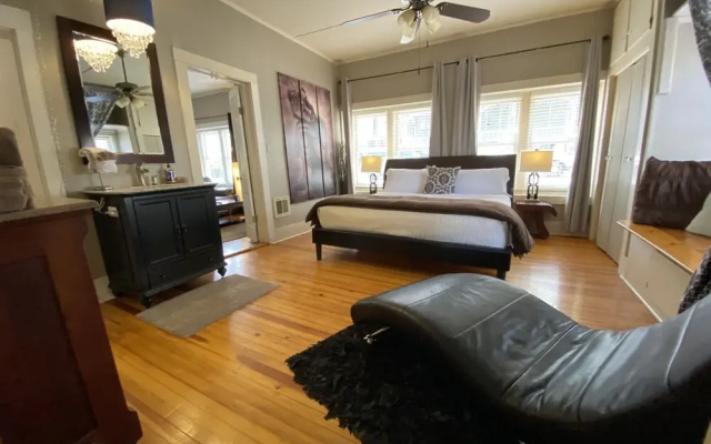 2 Bedrooms Cottage