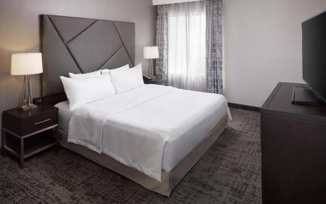 1 Bedroom Premium Double Suite