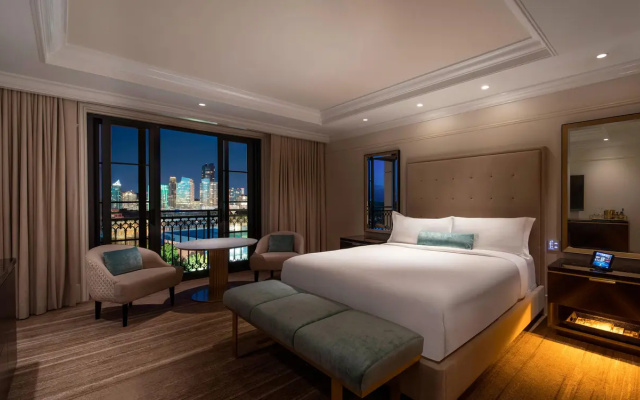 Deluxe room with balcony