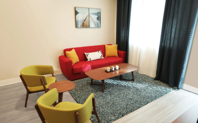 2 Bedrooms Apartment