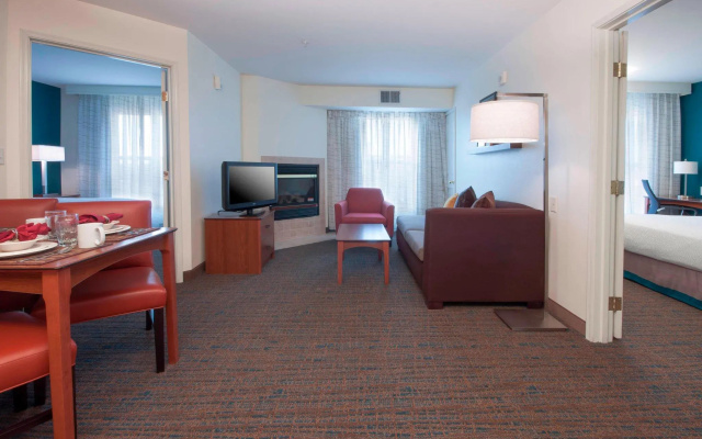 2 Bedrooms Suite