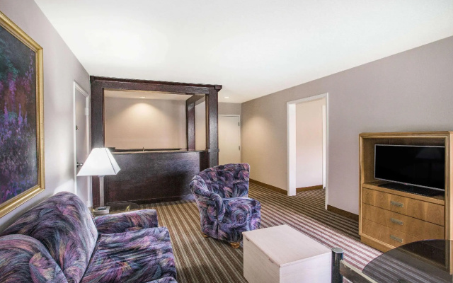 Double Suite