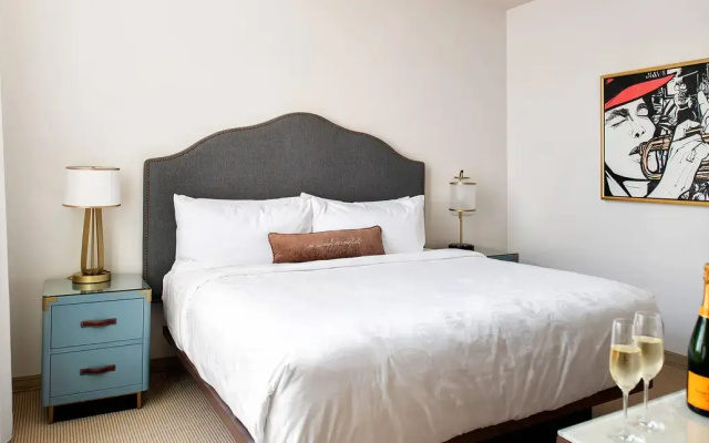 1 Bedroom Suite