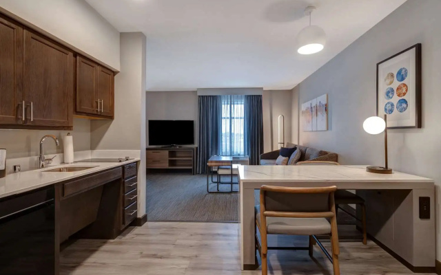 Double Suite