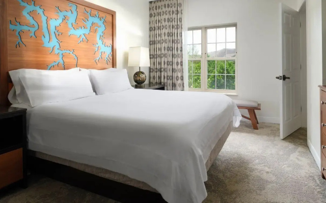 2 Bedrooms Villa