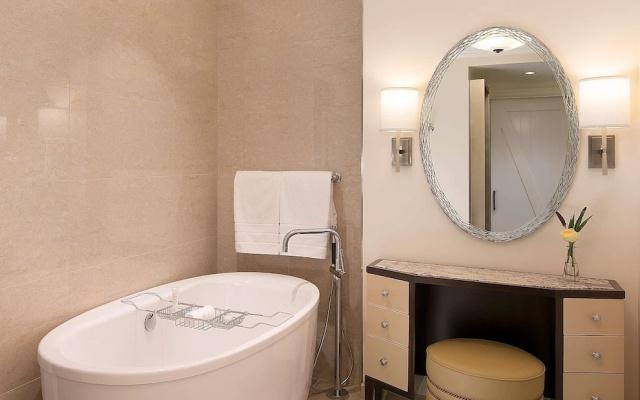 2 Bedrooms Double Suite