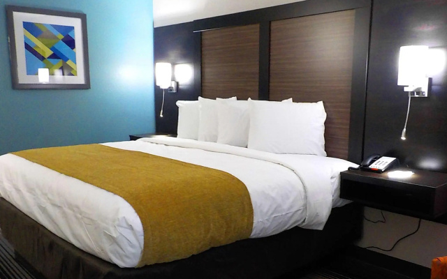 2 Bedrooms Double Suite