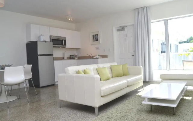 2 Bedrooms Suite