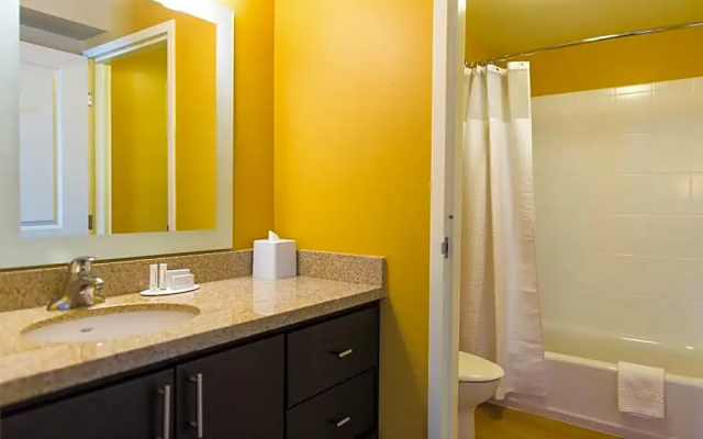 2 Bedrooms Quadruple Suite