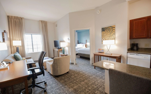 2 Bedrooms Double Suite
