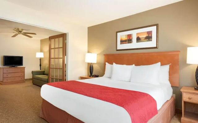 1 Bedroom Suite