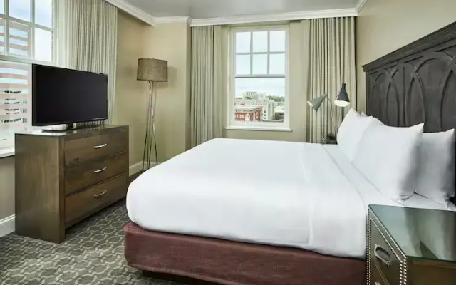 1 Bedroom Presidential Suite