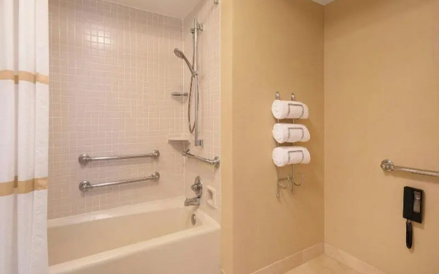Suite with balcony