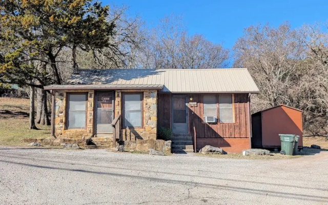 1 Bedroom Standard room with mountain view
