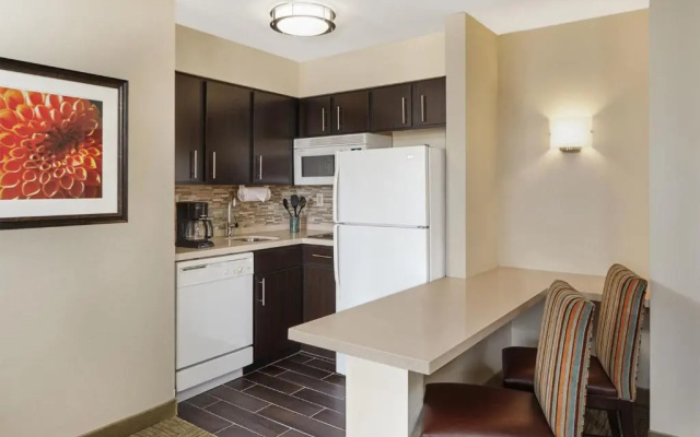 1 Bedroom Suite