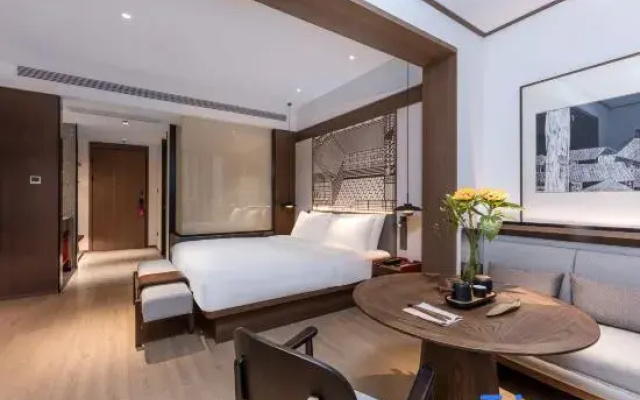 Standard Double room with courtyard view