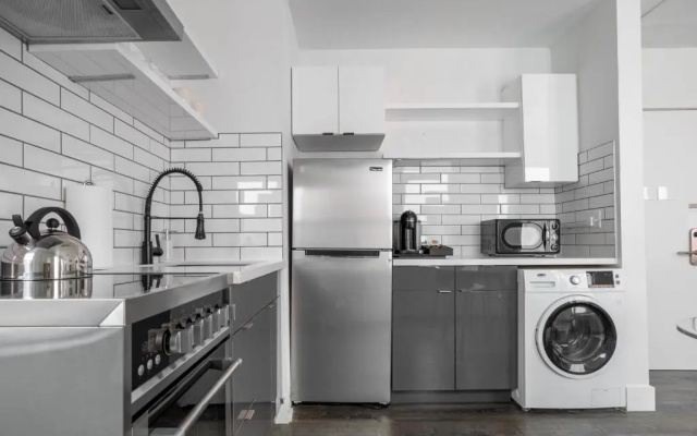 Deluxe Apartment