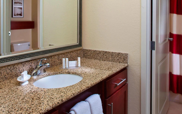 2 Bedrooms Suite