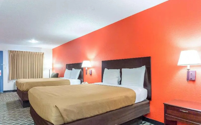 Standard Sextuple room