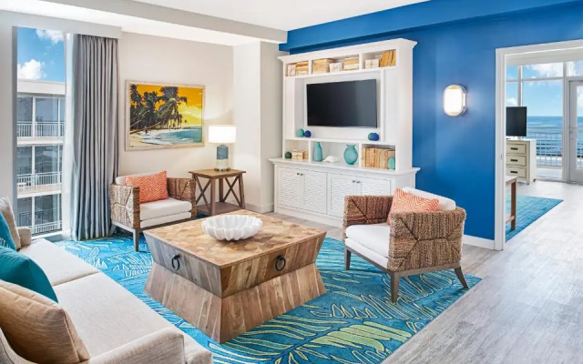 Corner ADA Double Suite oceanfront