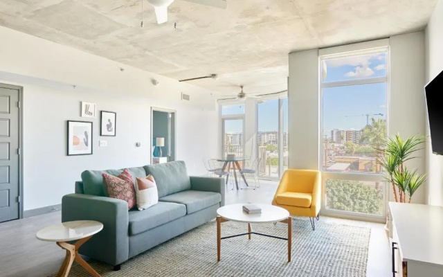 1 Bedroom Suite