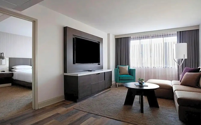 1 Bedroom Superior Double Suite
