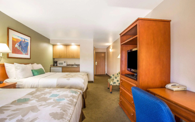 Superior Quadruple Suite