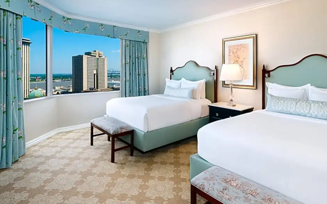Premium Quadruple Club Suite