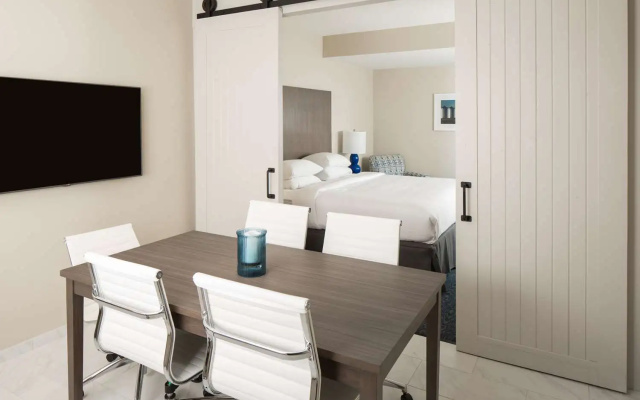 Double Suite