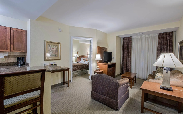 1 Bedroom Quadruple Suite
