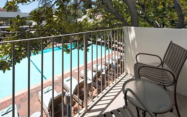 Superior Quadruple room with garden view