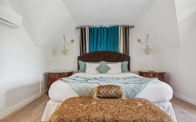 Grand Double Suite with balcony