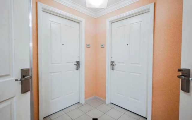 2 Bedrooms Deluxe Penthouse Suite with balcony