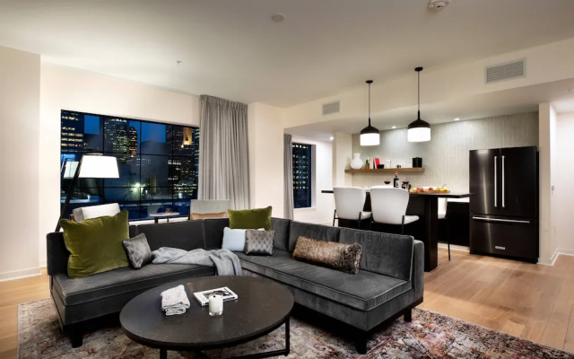 1 Bedroom Penthouse Suite with city view