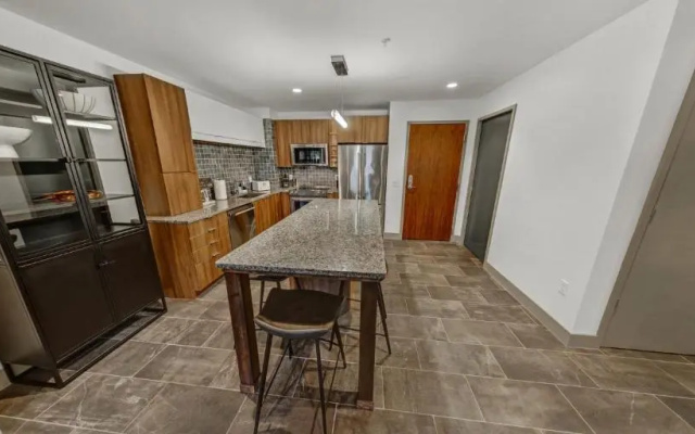 1 Bedroom Apartment