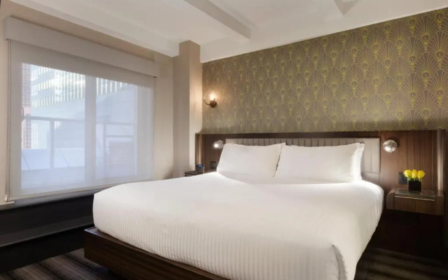 Signature Terrace Suite