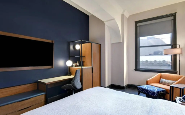 Standard room with city view