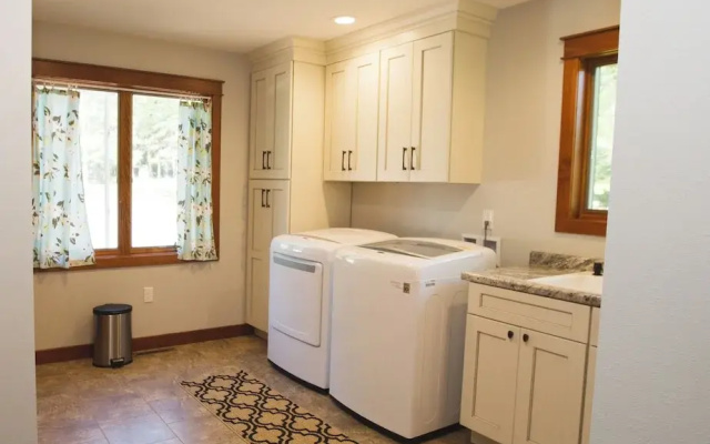 Deluxe Cottage