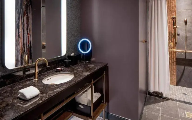 1 Bedroom Double Suite