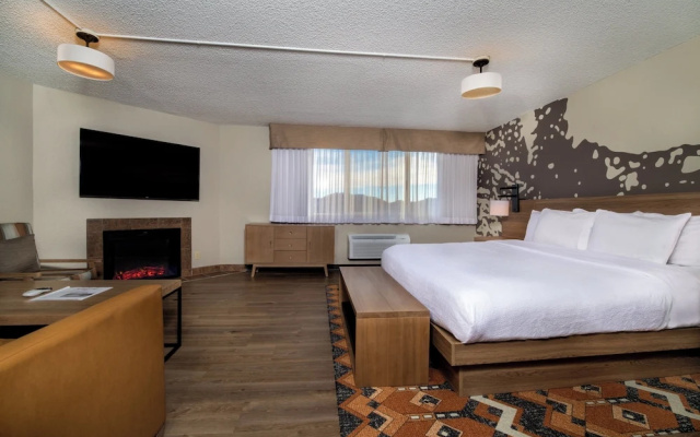 Double Suite with mountain view