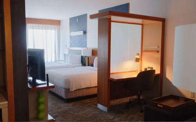 1 Bedroom Quadruple Suite