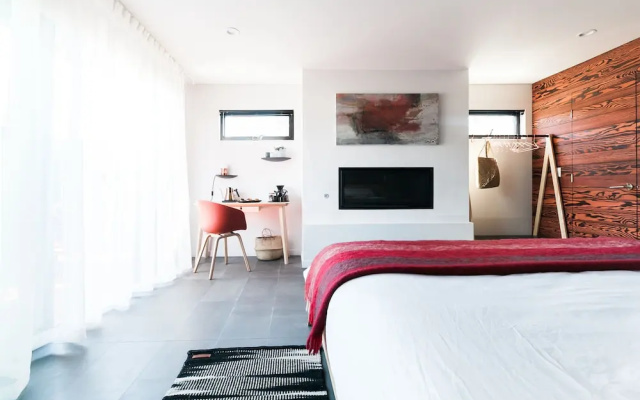 4 Bedrooms Suite