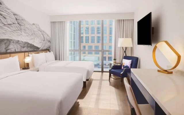 Standard Quadruple room with view
